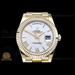 Day-Date 40mm 904L YG...