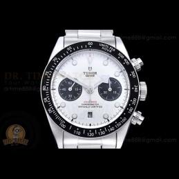 Black Bay Chronograph...