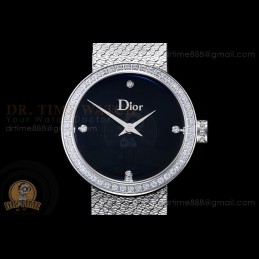 La D de Dior Satine SS...